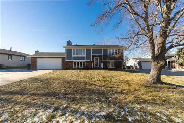 917 Richmond, Hastings, NE 68901