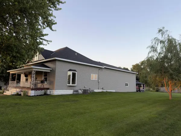 110 N Doane Avenue, Kenesaw, NE 68956