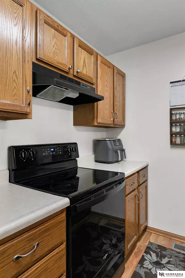 6305 Benjamin Place, Lincoln, NE 68516