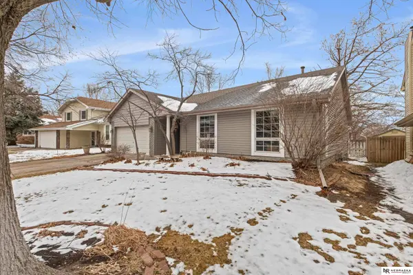 15276 V Street, Omaha, NE 68137