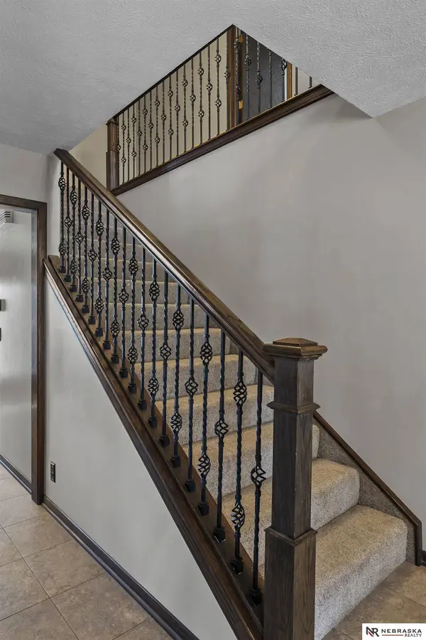 7621 Englewood Drive, Lincoln, NE 68510