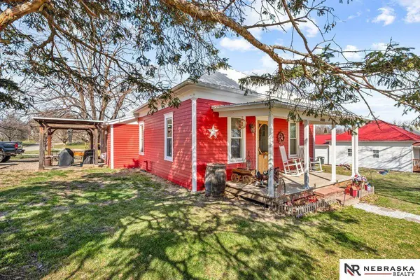 2020 L Street, Auburn, NE 68305