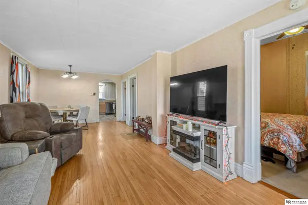 2020 L Street, Auburn, NE 68305