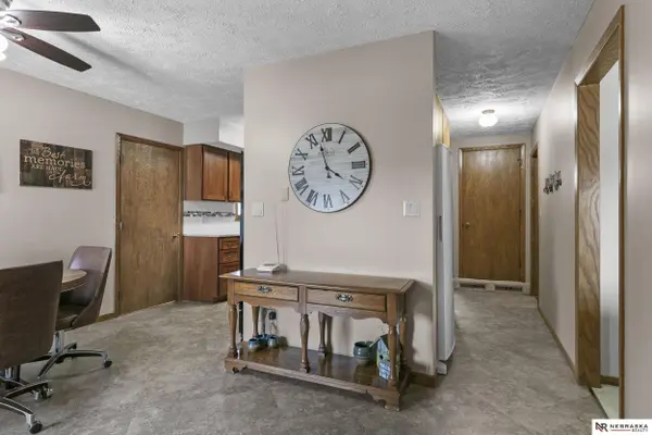 10277 SW 29 RD, Pickrell, NE 68422