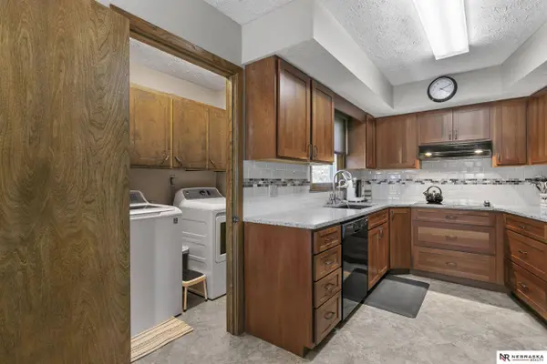 10277 SW 29 RD, Pickrell, NE 68422