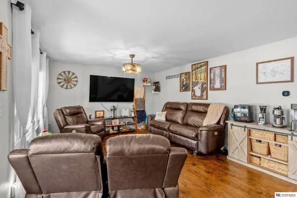 410 Florence ST, Beatrice, NE 68310