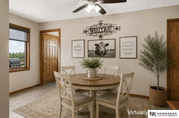 10277 SW 29 RD, Pickrell, NE 68422