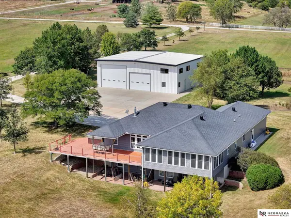 9929 Springlake North LN, Firth, NE 68358