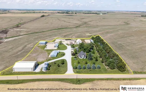 10277 SW 29 RD, Pickrell, NE 68422