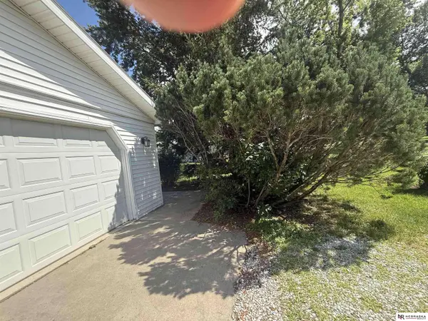 1102 Stephens AVE, Dorchester, NE 68343