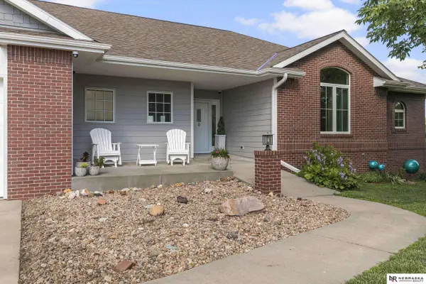 2940 Lightwater LN, Firth, NE 68358