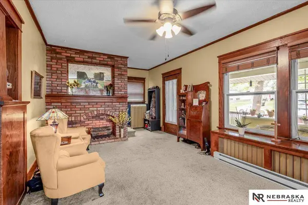 914 15th ST, Auburn, NE 68305