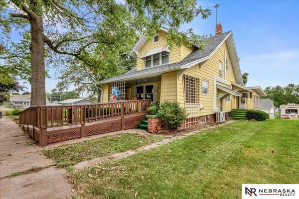 914 15th ST, Auburn, NE 68305
