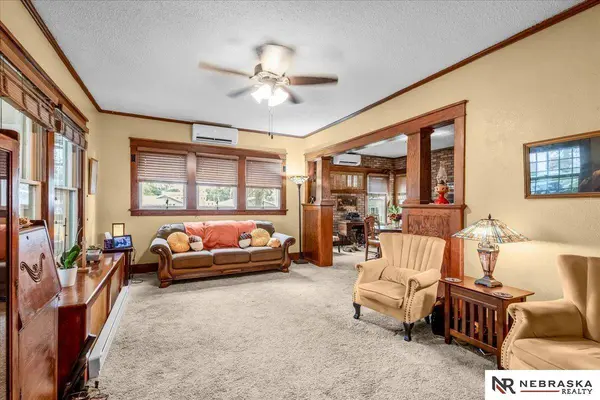 914 15th ST, Auburn, NE 68305