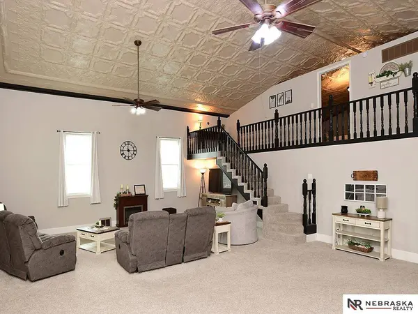 311 Logan ST, Diller, NE 68342