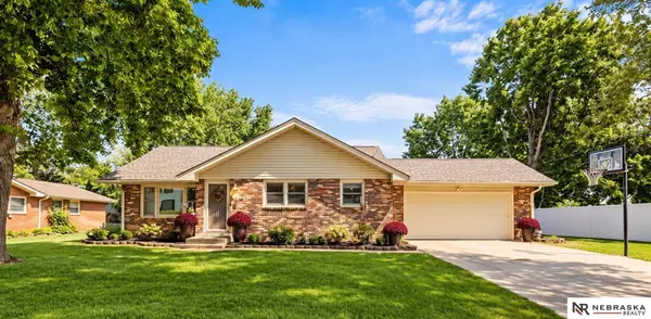410 Florence ST, Beatrice, NE 68310