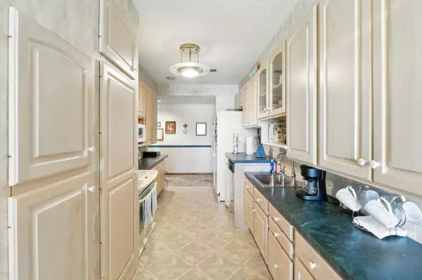 11937 Miracle Hills Drive #3, Omaha, NE 68154