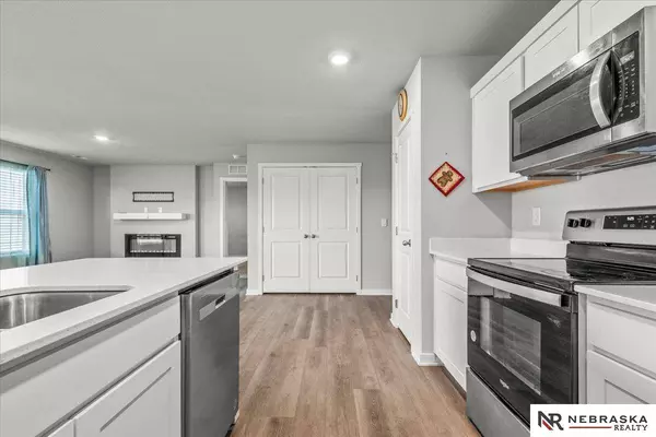 4738 E 17th Avenue, Fremont, NE 68025