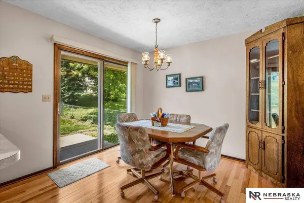 7362 Drexel ST, Ralston, NE 68127