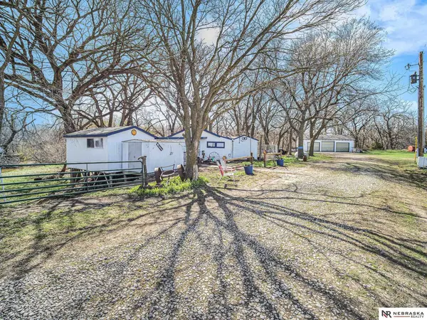2071 Cabin Circle, Milford, NE 68405