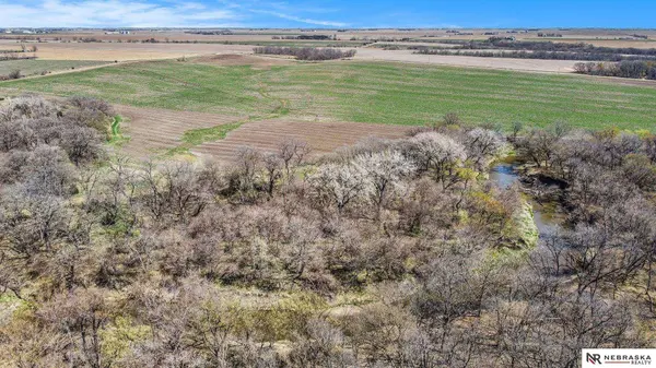 2071 Cabin Circle, Milford, NE 68405