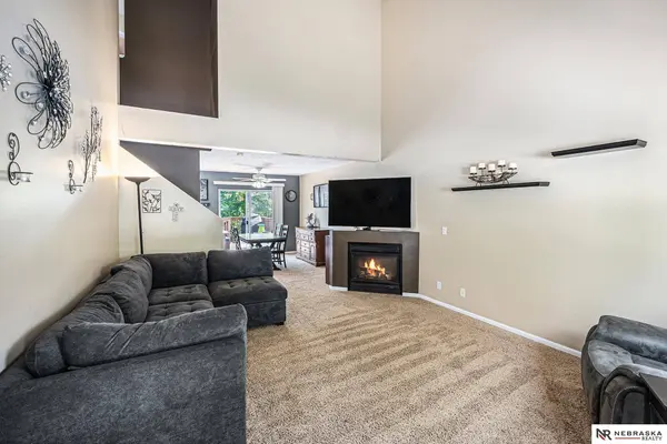 2107 N 167th Circle, Omaha, NE 68116