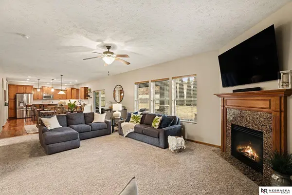 12614 S 82nd Street, Papillion, NE 68046