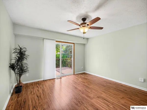 311 E 17th AVE, Bellevue, NE 68005