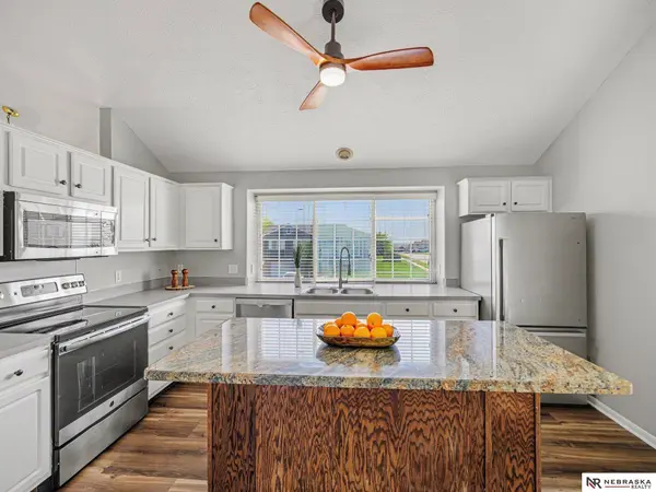 11910 Mary ST, Omaha, NE 68164