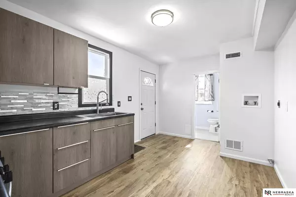 5104 N 14th Street, Omaha, NE 68110