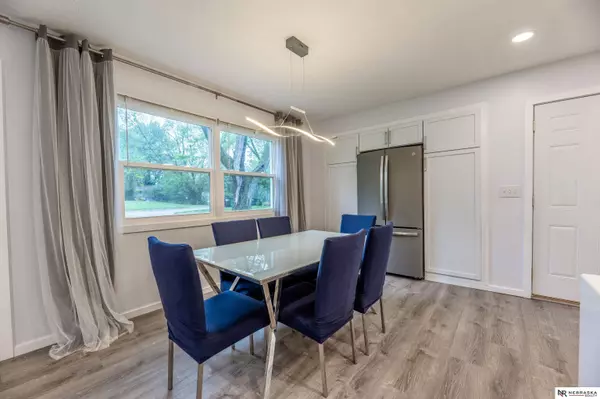 9008 Lamont Street, Omaha, NE 68124