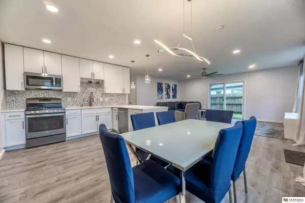 9008 Lamont Street, Omaha, NE 68124