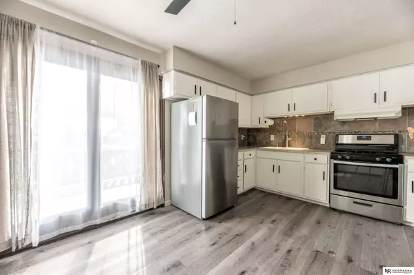 5125 S 142nd Street, Omaha, NE 68137