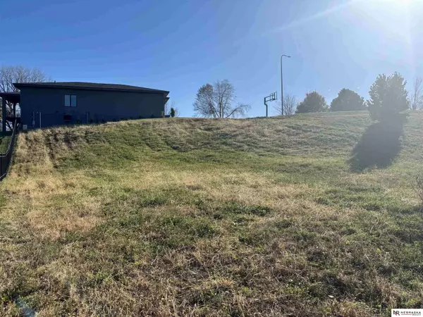 7721 N 166th Street, Bennington, NE 68007