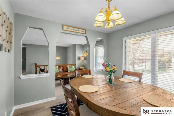 16615 Ehlers ST, Omaha, NE 68135