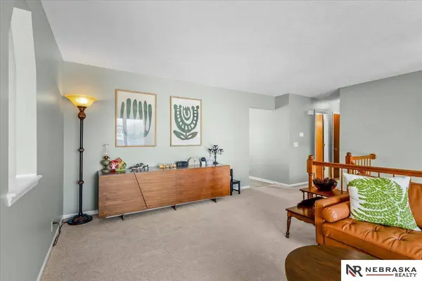 16615 Ehlers ST, Omaha, NE 68135