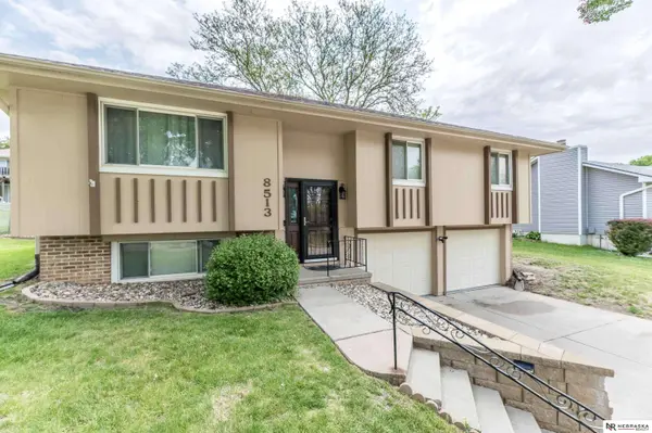 8513 S 47th ST, Omaha, NE 68157