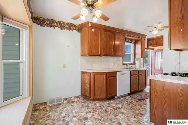 3923 Gold Street Street, Omaha, NE 68105