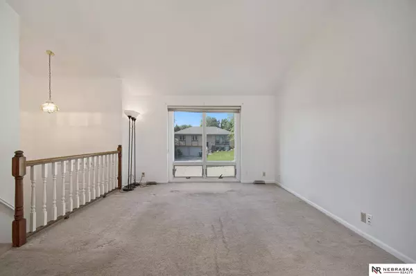 12712 Hartman Avenue, Omaha, NE 68164