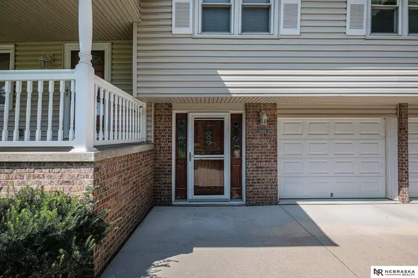 11014 Jackson Street, Omaha, NE 68154