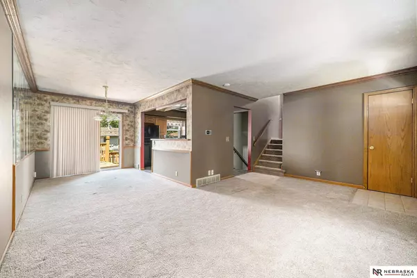 11014 Jackson Street, Omaha, NE 68154