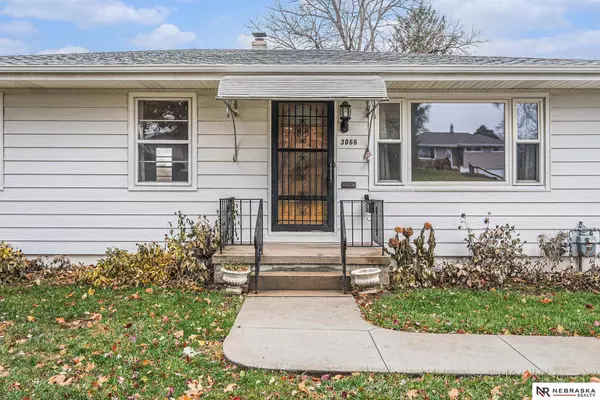 3066 S 44 Street, Omaha, NE 68105