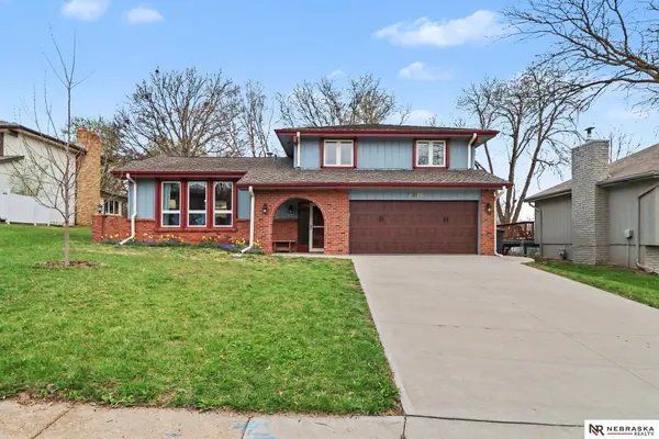 2610 N 124th CIR, Omaha, NE 68164