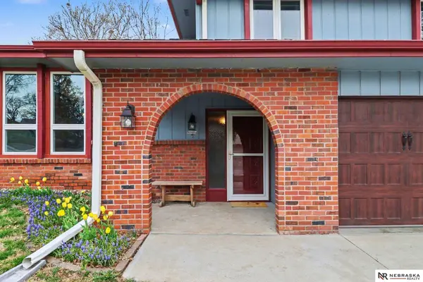 2610 N 124th CIR, Omaha, NE 68164