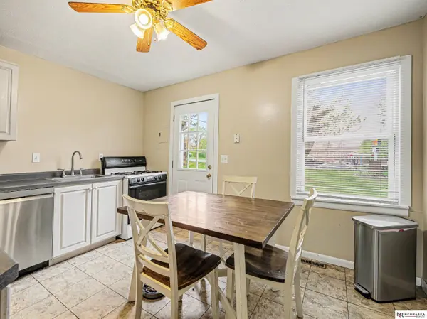 7104 South 71st AVE, La Vista, NE 68128