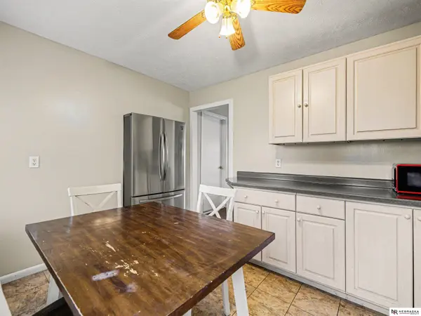 7104 South 71st AVE, La Vista, NE 68128