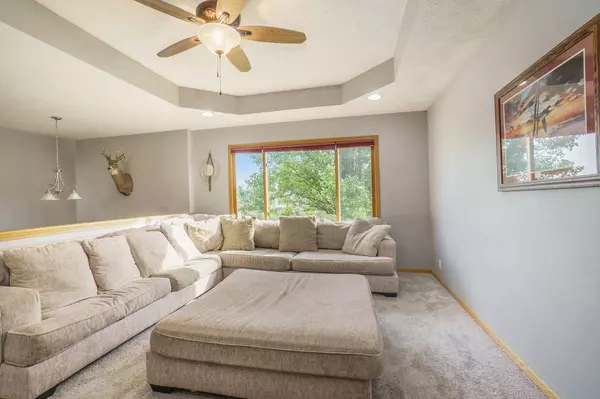 204 MARINDA DR, Council Bluffs, IA 51503