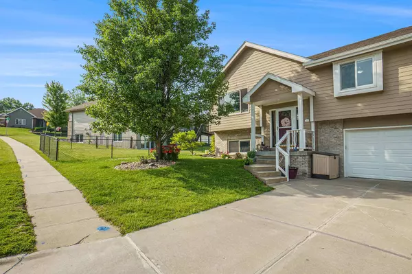 204 MARINDA DR, Council Bluffs, IA 51503