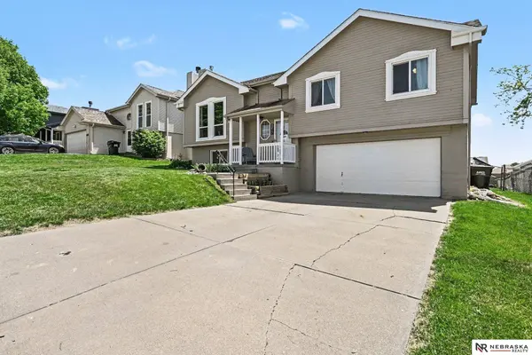 8417 Wyoming ST, Omaha, NE 68122