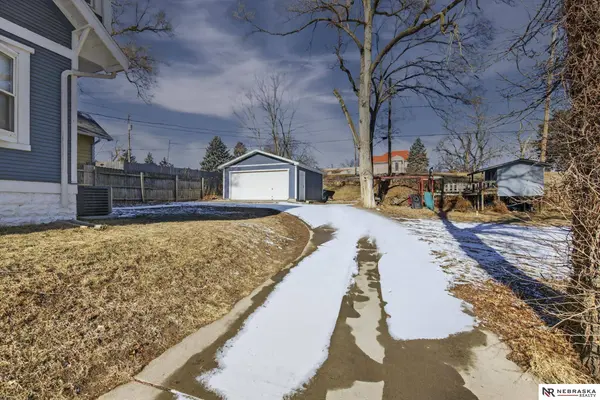 4282 Wirt Street, Omaha, NE 68111